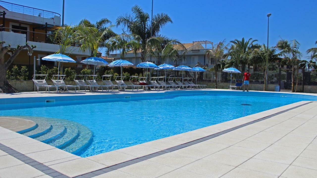 Le Ville Della Contea -Vacation Rentals Mascali Eksteriør bilde
